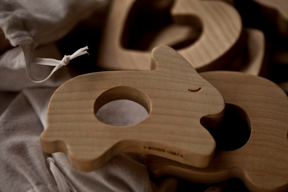 Wooden Story Inel pentru dentiție – Iepuraș