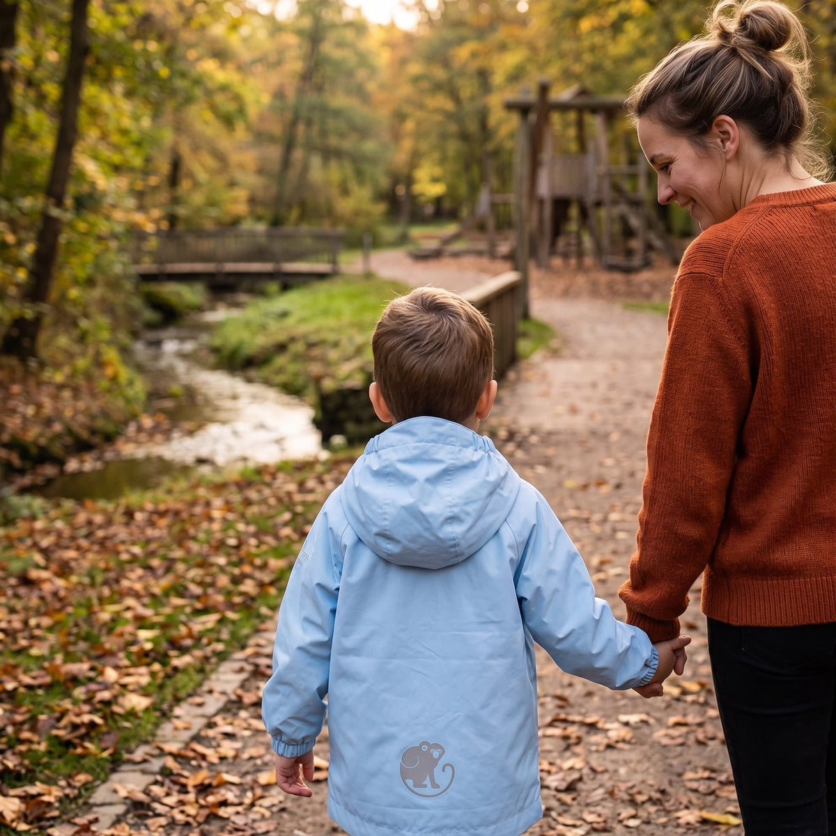 Monkey Mum® geacă din material foșnitor cu mâneci raglan - Bleu deschis