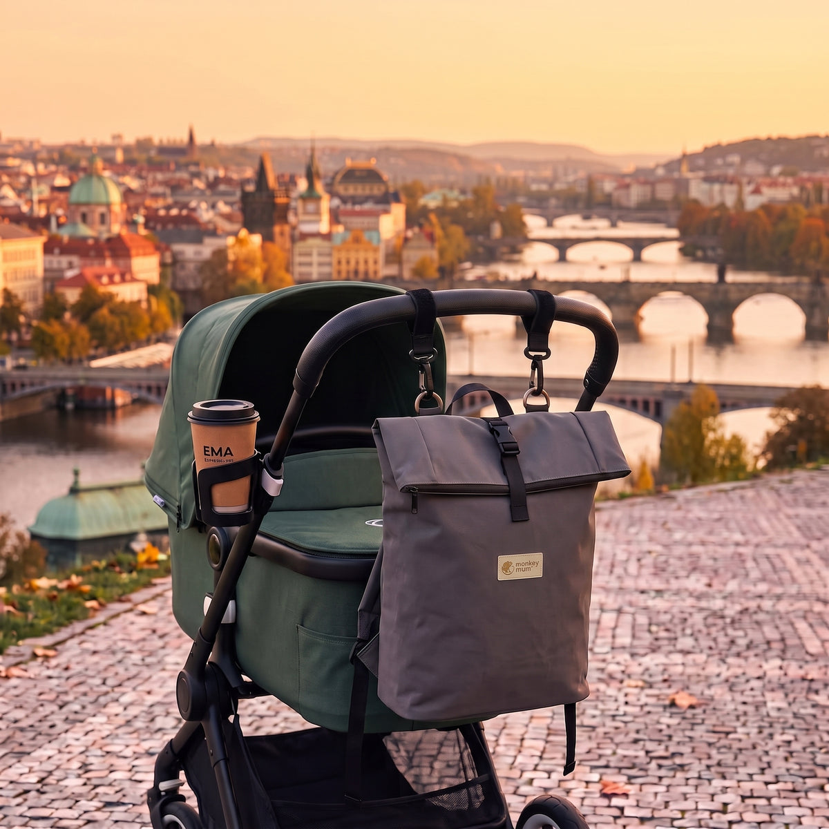 Monkey Mum® Rucsac din softshell pentru cărucior – Călătorie misterioasă