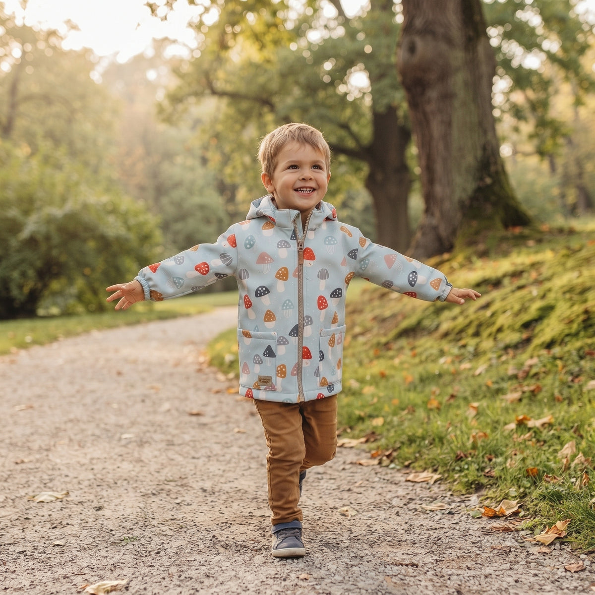 Geacă softshell pentru copii cu membrană Monkey Mum® - Bureți otrăvitori multicolori