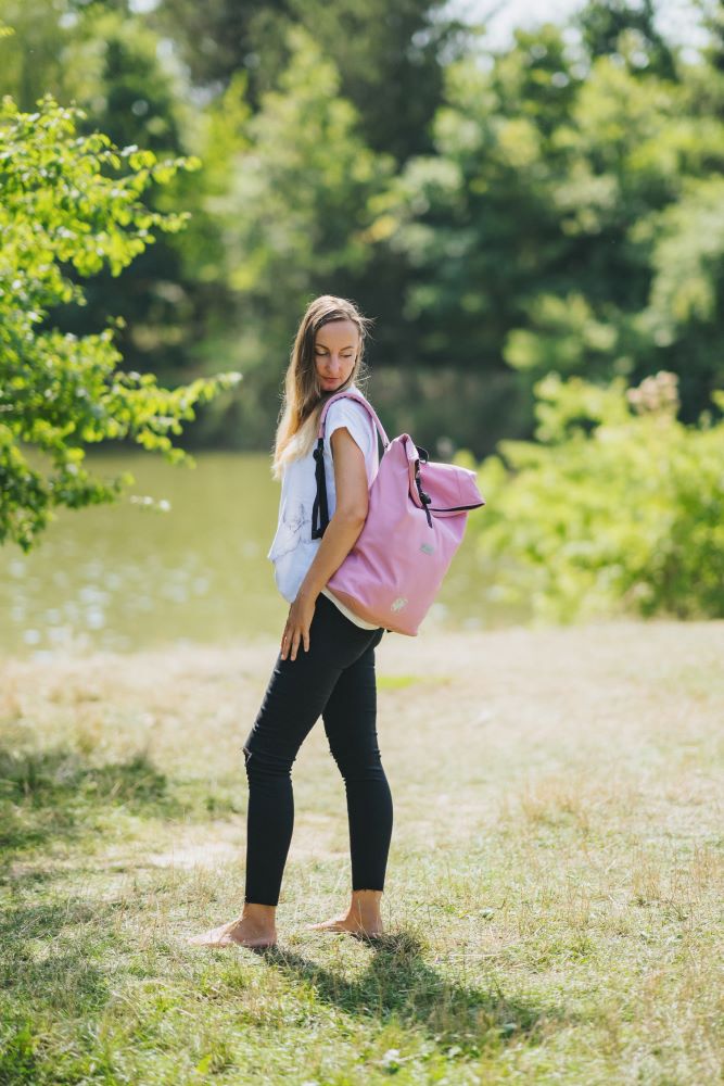 Monkey Mum® Rucsac softshell integrat pentru port-bebe Carrie - Vată de zahăr