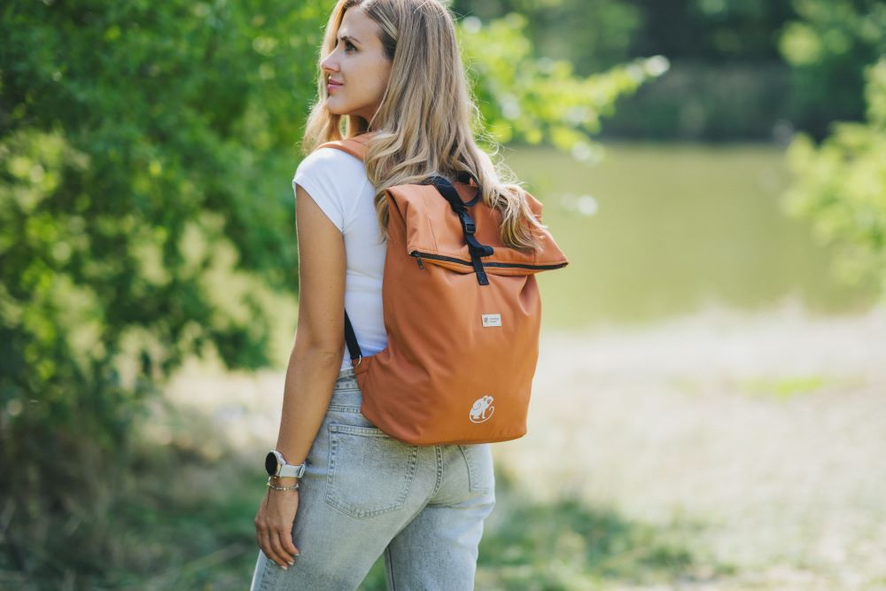 Monkey Mum® Rucsac integrat din softshell pentru port-bebe Carrie - Frunze de toamnă