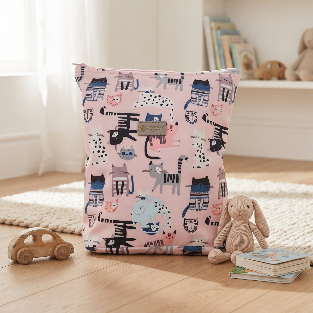 Rucsac softshell pentru copii Monkey Mum®  - Pisicuțe - Roz