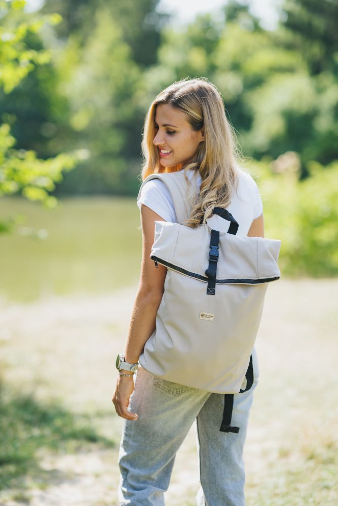 Monkey Mum® Rucsac integrat din softshell pentru port-bebe Carrie - Safari tour