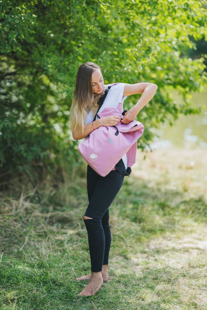 Monkey Mum® Rucsac softshell integrat pentru port-bebe Carrie - Vată de zahăr